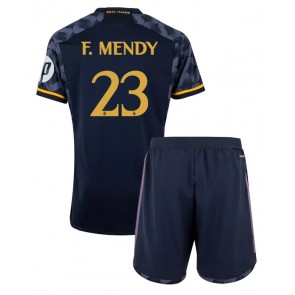Real Madrid Ferland Mendy #23 Bortaställ Barn 2023-24 Kortärmad (+ Korta byxor)